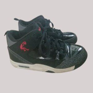 SHAQ Black Lace Up Hi Top Sneakers Boys Size 2